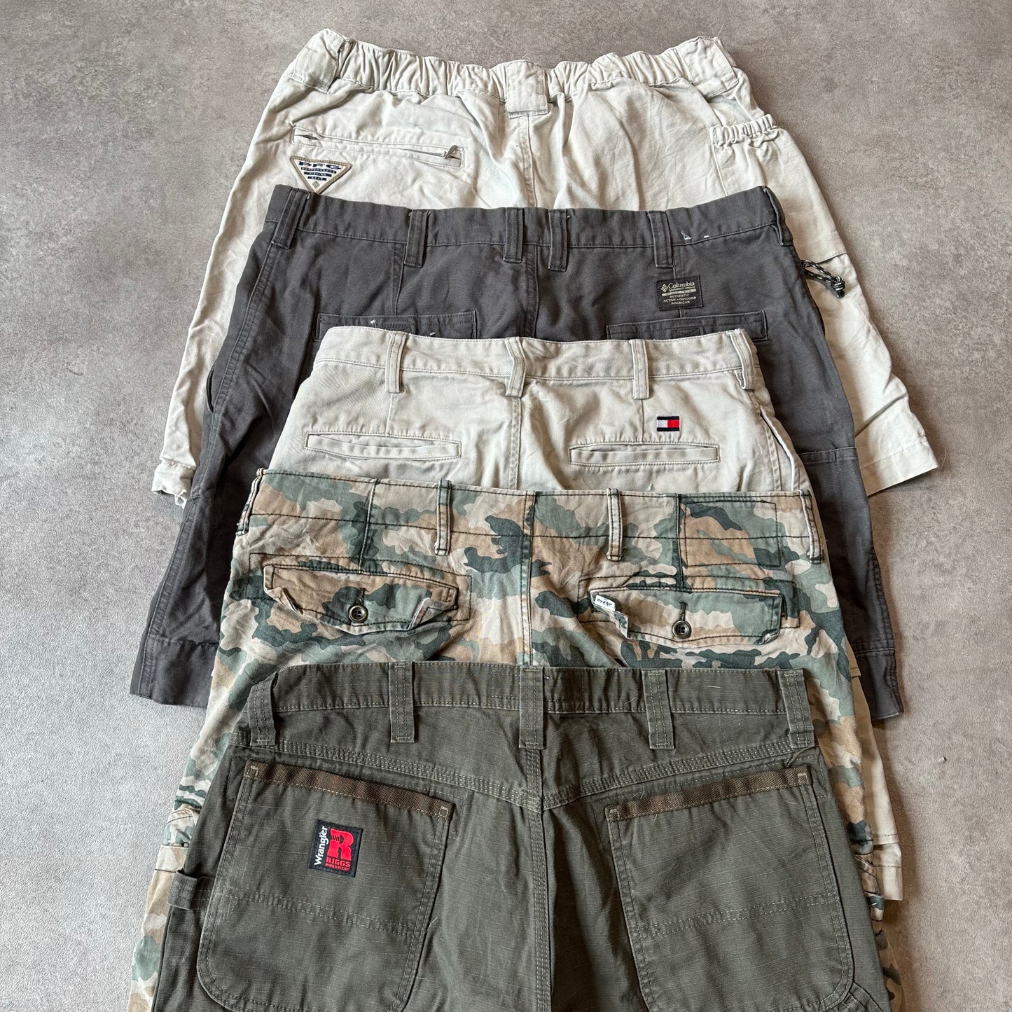 Branded Cargo Shorts x30